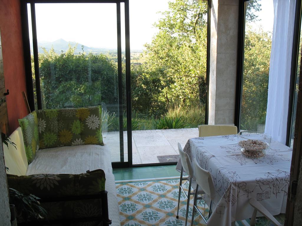 B&B La Cigaline Villedieu  Rum bild